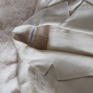 NWOT Calvin Klein womens linen suit, jacket size 4 and pants, size 6.